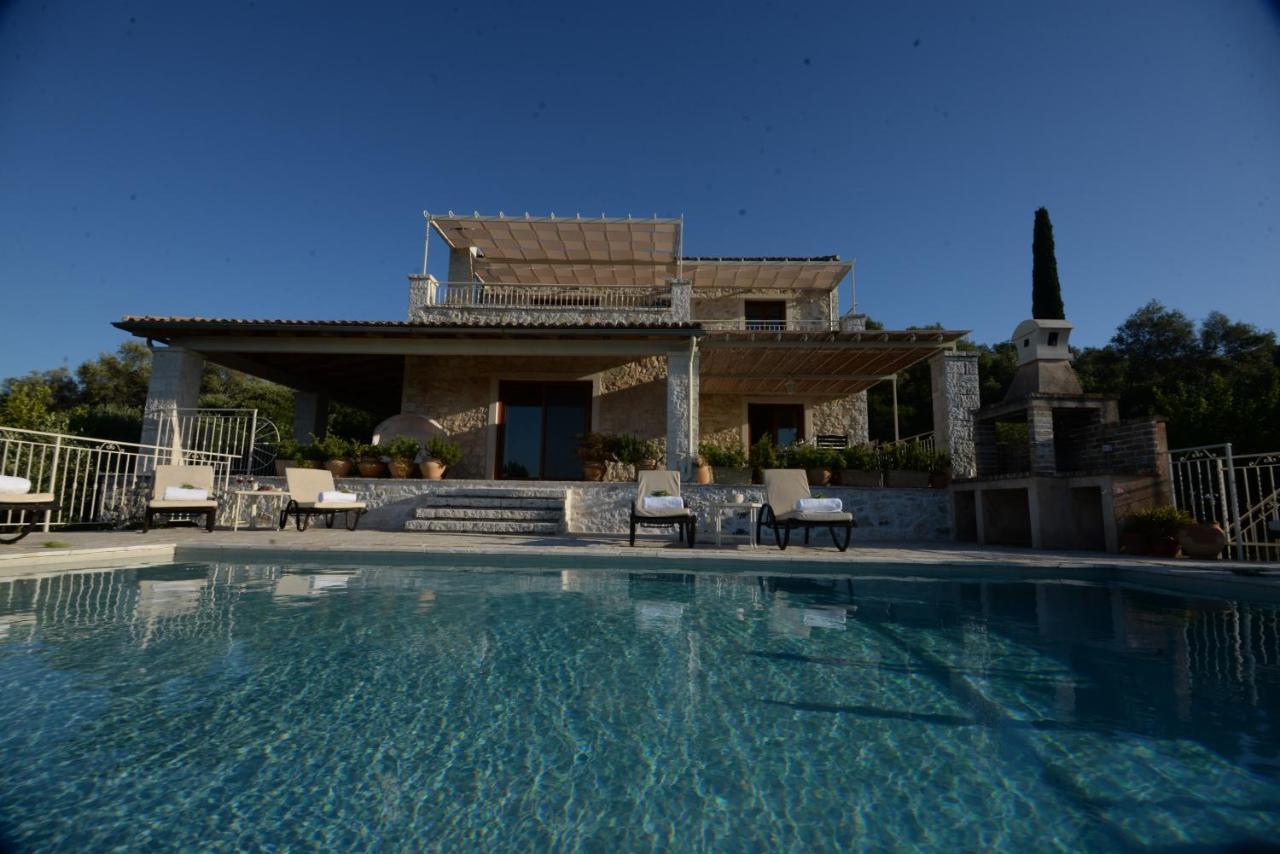 Villa Melanthi Kassiopi Corfu Exterior photo