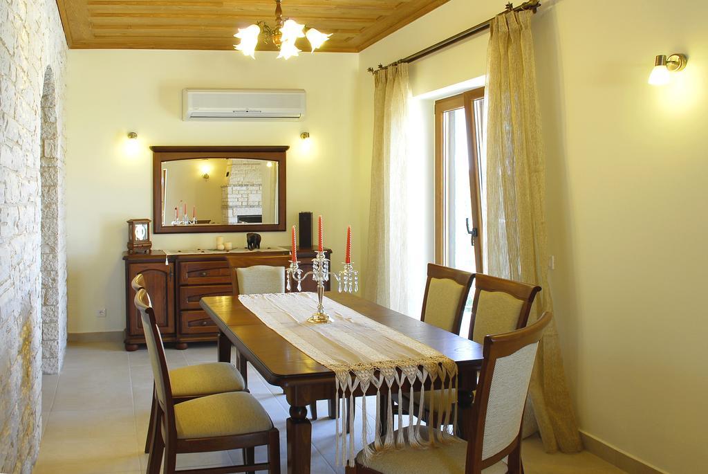 Villa Melanthi Kassiopi Corfu Exterior photo